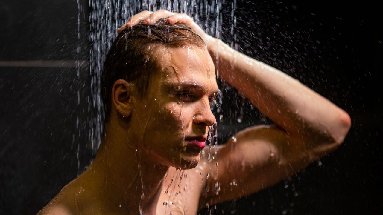 9 Vorteile Von Kalt Duschen Für Den Herbst Und Mehr